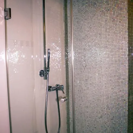 Luxury San Giovanni 2 *